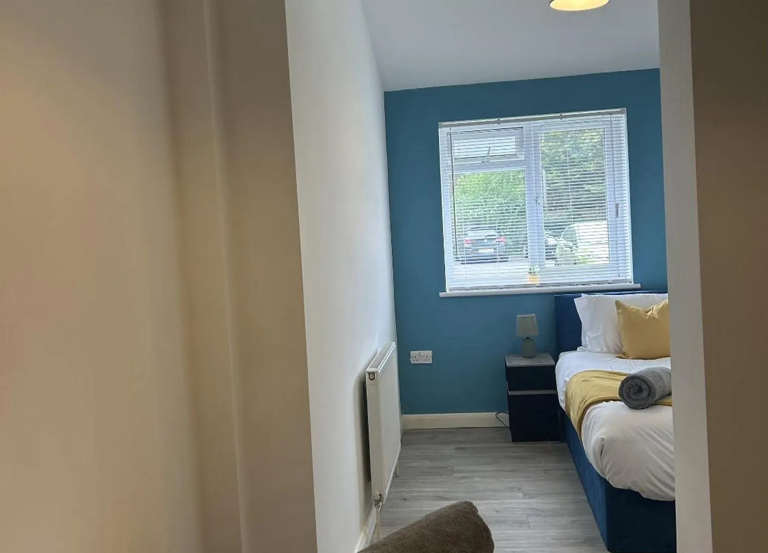 2 Bed Apartment Near Gatwick Horley